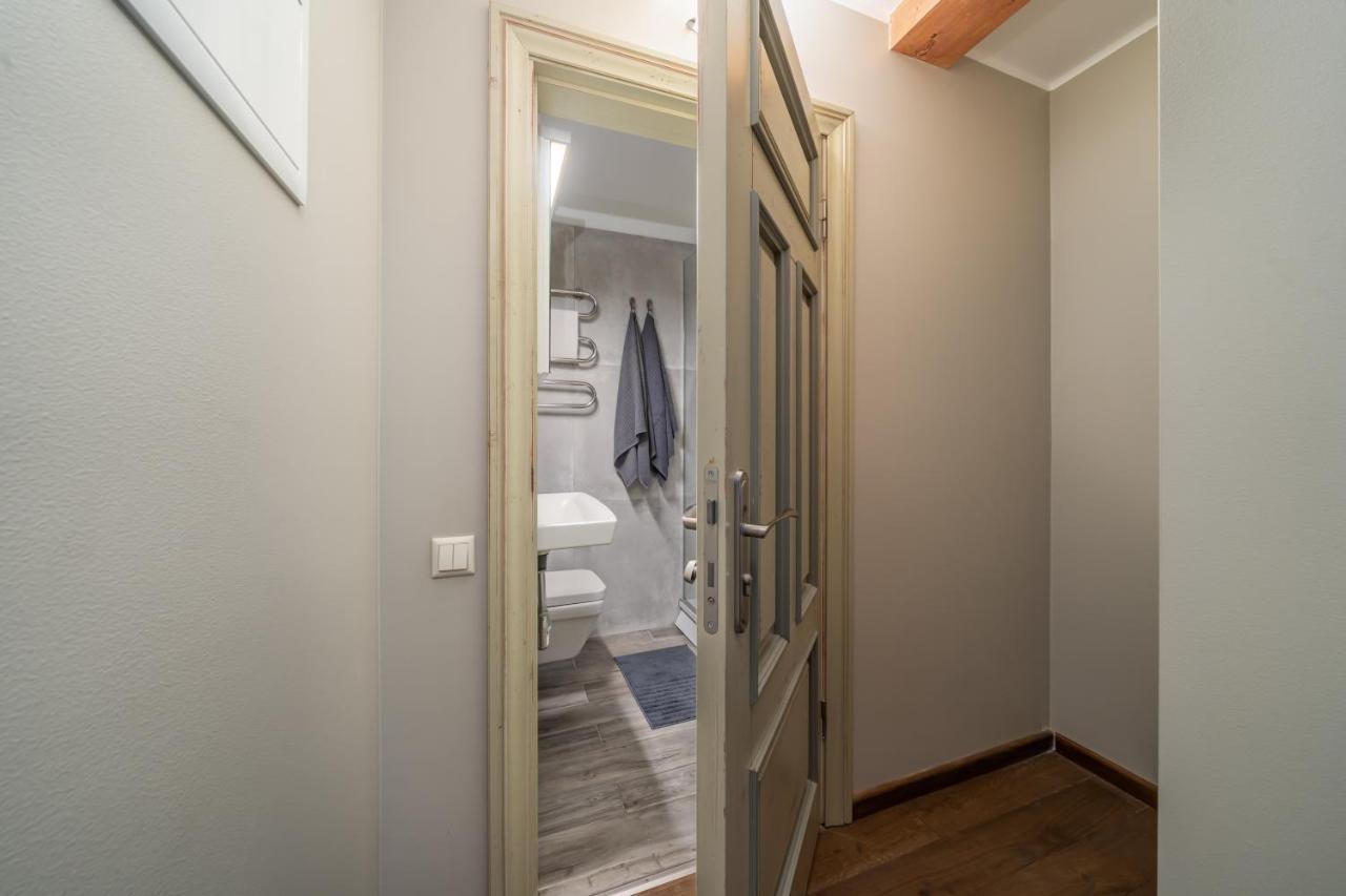 Enjoy Old Town Vibes In 1716 Laipu Residence With 4 Stylish Apartments And 1 Penthouse リガ エクステリア 写真