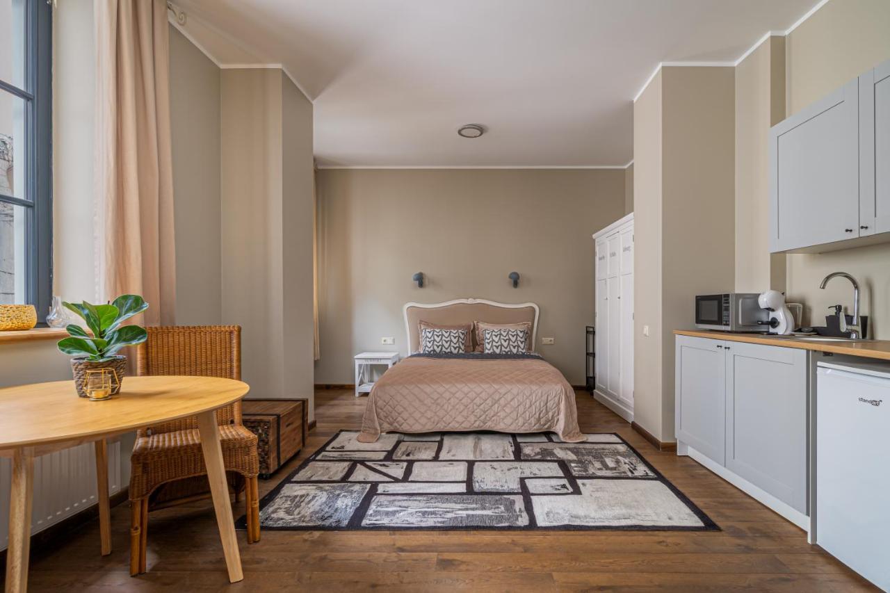 Enjoy Old Town Vibes In 1716 Laipu Residence With 4 Stylish Apartments And 1 Penthouse リガ エクステリア 写真