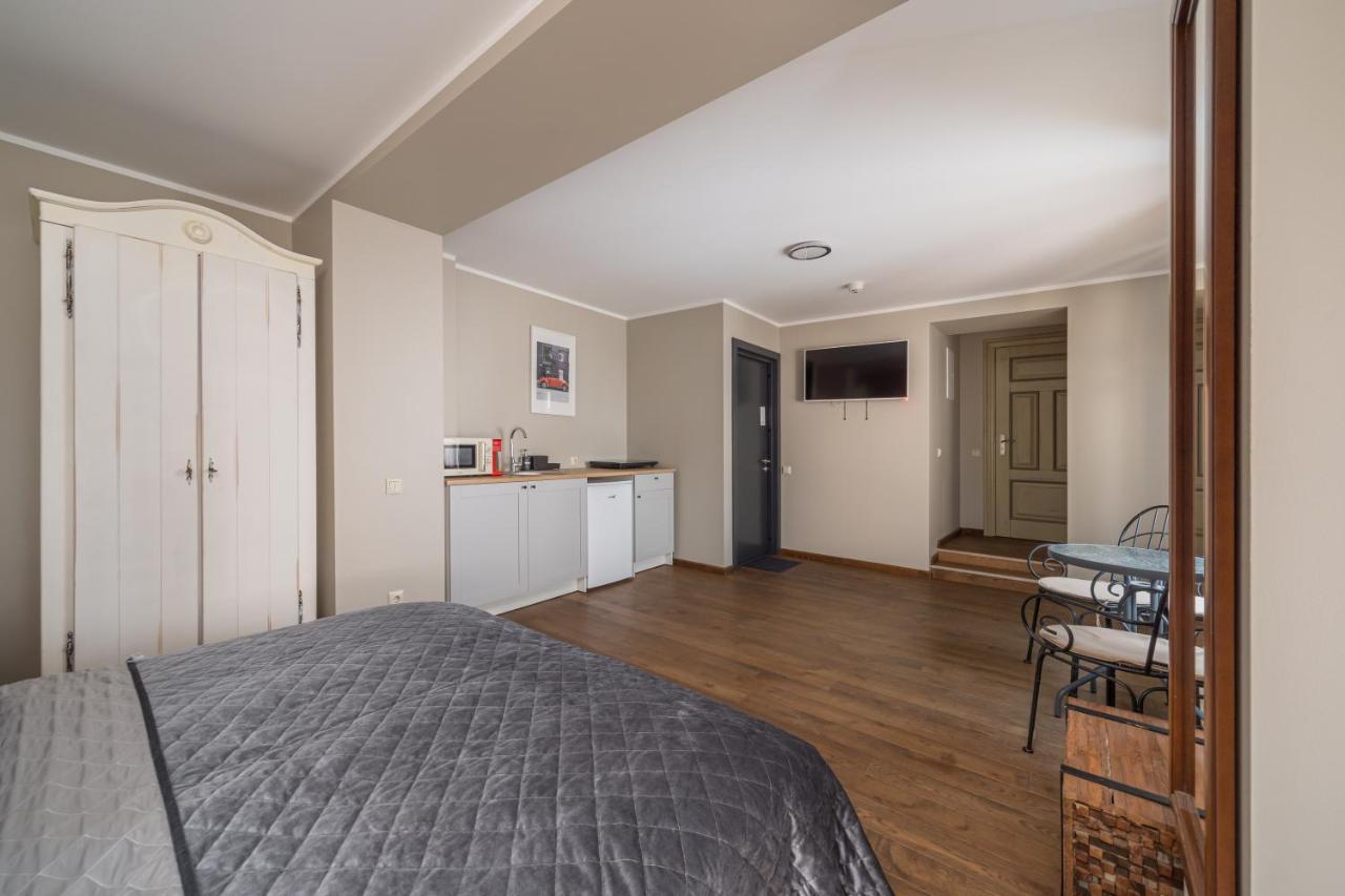 Enjoy Old Town Vibes In 1716 Laipu Residence With 4 Stylish Apartments And 1 Penthouse リガ エクステリア 写真