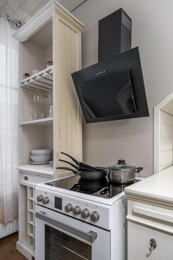 Enjoy Old Town Vibes In 1716 Laipu Residence With 4 Stylish Apartments And 1 Penthouse リガ エクステリア 写真