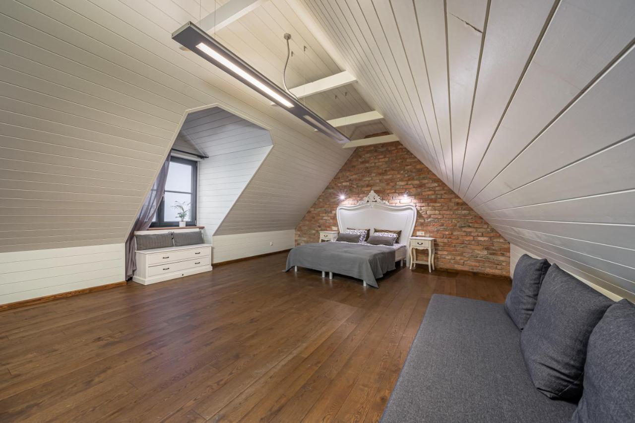 Enjoy Old Town Vibes In 1716 Laipu Residence With 4 Stylish Apartments And 1 Penthouse リガ エクステリア 写真